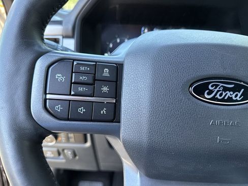 Used 2024 Ford F150 Lariat AWD/4WD image 23