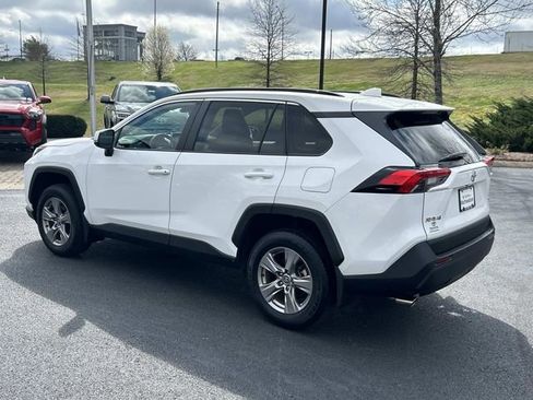 Used 2024 Toyota RAV4 XLE w/ Convenience Package image 6