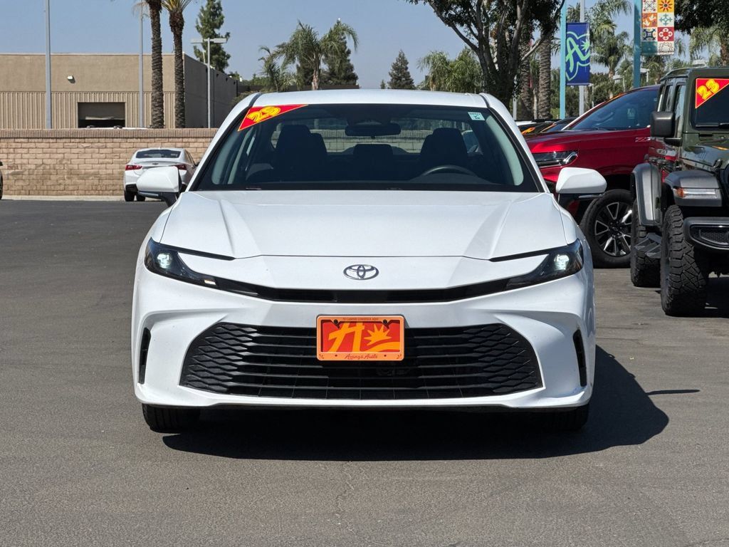 Used 2025 Toyota Camry LE FWD image 8