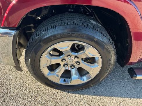 Certified 2025 RAM 1500 Big Horn AWD/4WD image 8