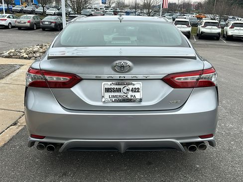 Used 2020 Toyota Camry XSE image 5