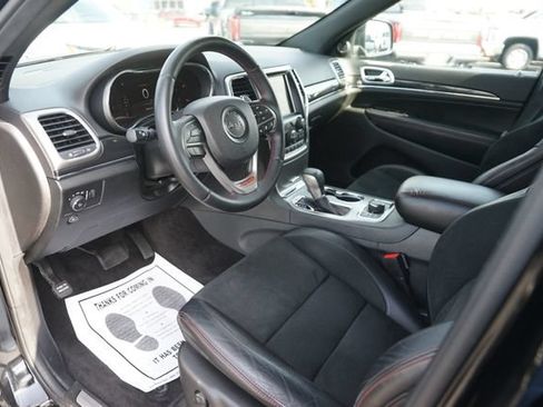Used 2018 Jeep Grand Cherokee Trailhawk AWD/4WD image 8