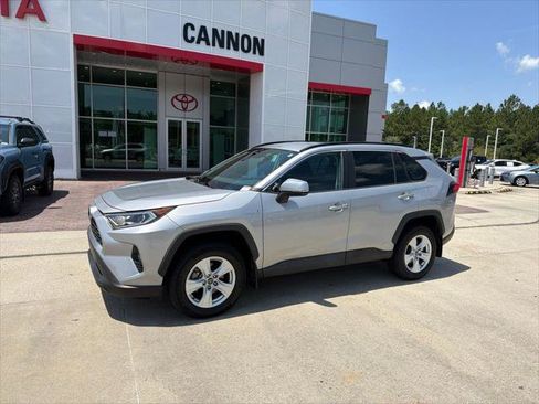 Certified 2020 Toyota RAV4 XLE AWD/4WD image 1