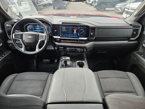 Used 2023 Chevrolet Silverado 1500 LT w/ Protection Package AWD/4WD image 28
