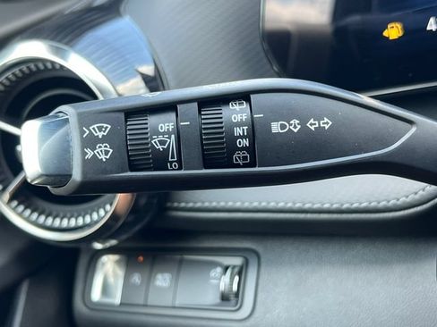 Used 2025 Chevrolet Equinox LT w/ Safety and Technology Package FWD image 14