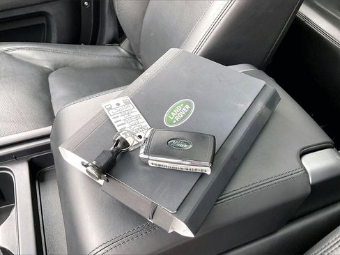 Certified 2024 Land Rover Defender 110 S image 35