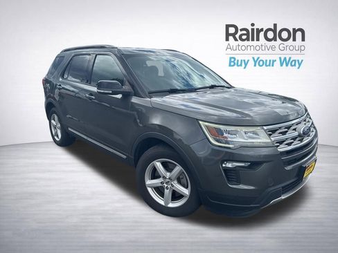 Used 2018 Ford Explorer XLT w/ Equipment Group 201A FWD image 1