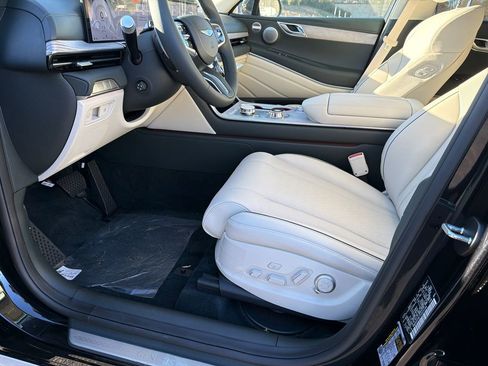 New 2026 Genesis GV80 2.5T Prestige image 9