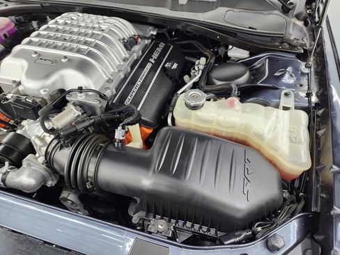 Used 2017 Dodge Challenger SRT Hellcat RWD image 20