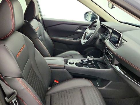 Used 2026 Nissan Rogue SV AWD/4WD image 22