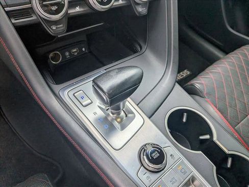 Used 2019 Genesis G70 2.0T Advanced w/ Sport Package image 14