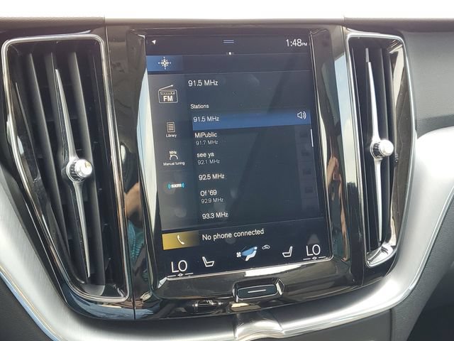 Used 2018 Volvo XC60 T6 Momentum w/ Convenience Package AWD/4WD image 24