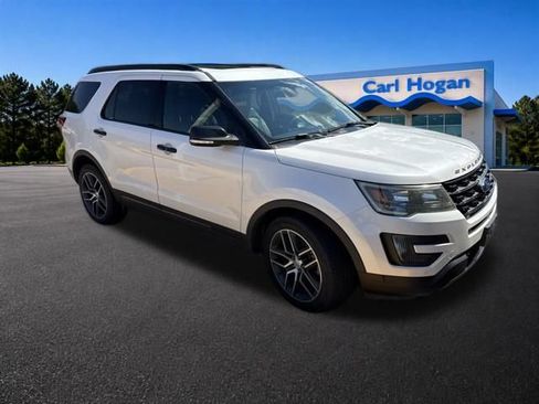 Used 2016 Ford Explorer Sport w/ Equipment Group 401A AWD/4WD image 4