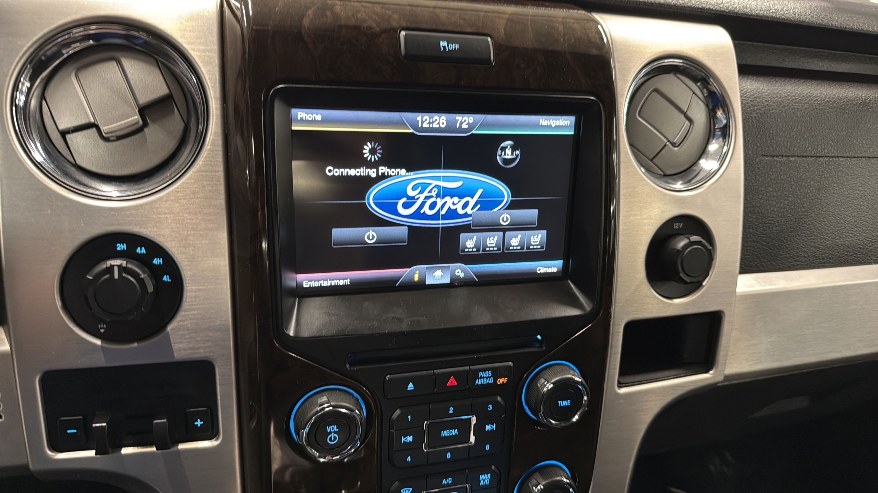 Used 2013 Ford F150 Platinum AWD/4WD image 9