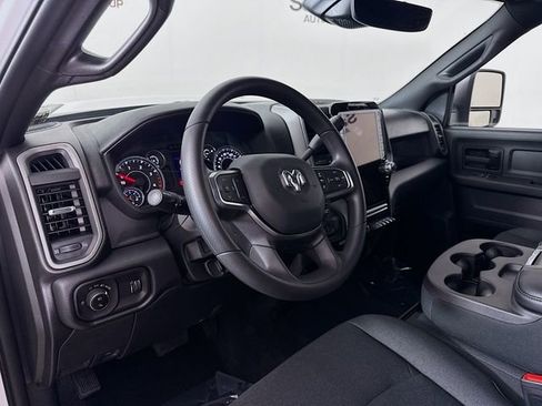 New 2026 RAM 2500 Tradesman AWD/4WD image 9