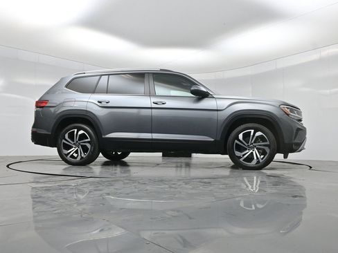 Used 2023 Volkswagen Atlas SEL AWD/4WD image 46
