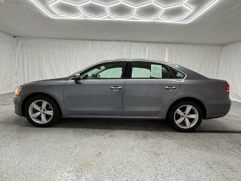 Used 2012 Volkswagen Passat 2.5 SE image 6