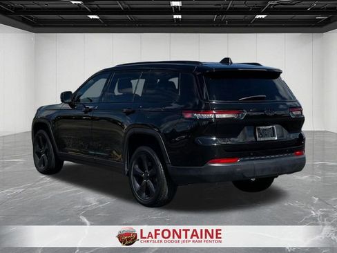 Used 2024 Jeep Grand Cherokee L Altitude AWD/4WD image 3