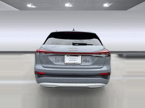 Used 2024 Audi Q4 e-tron Premium Plus w/ Premium Plus RWD image 10