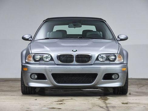 Used 2005 BMW M3 Convertible RWD image 2