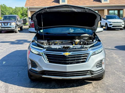 Used 2024 Chevrolet Equinox LT FWD image 34