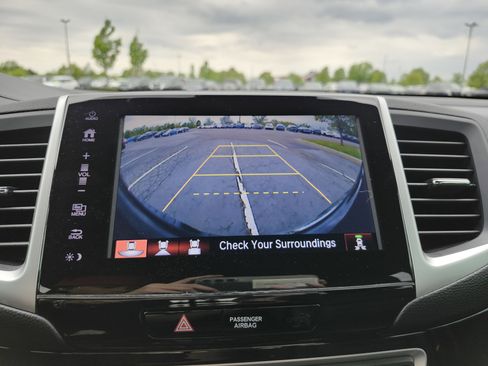 Used 2018 Honda Ridgeline Black Edition image 7