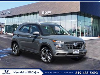 New 2025 Hyundai Venue SEL video 1