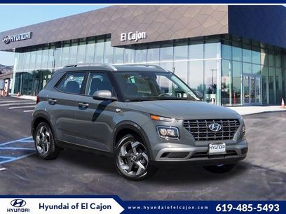 New 2025 Hyundai Venue SEL