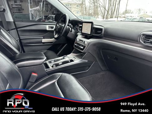 Used 2021 Ford Explorer XLT w/ Equipment Group 202A image 35