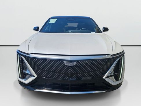 Used 2024 Cadillac Lyriq Tech w/ Driver Assist Package RWD image 10