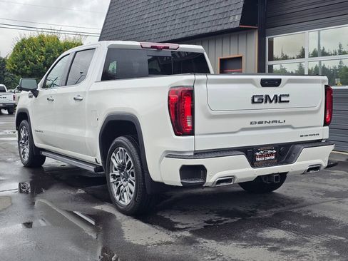 Used 2024 GMC Sierra 1500 Denali Ultimate AWD/4WD image 3