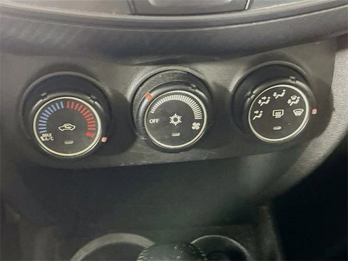 Used 2015 Mitsubishi Outlander Sport ES image 15