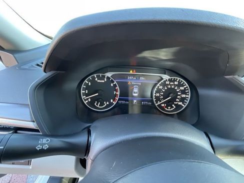 Used 2023 Nissan Altima 2.5 SV image 16