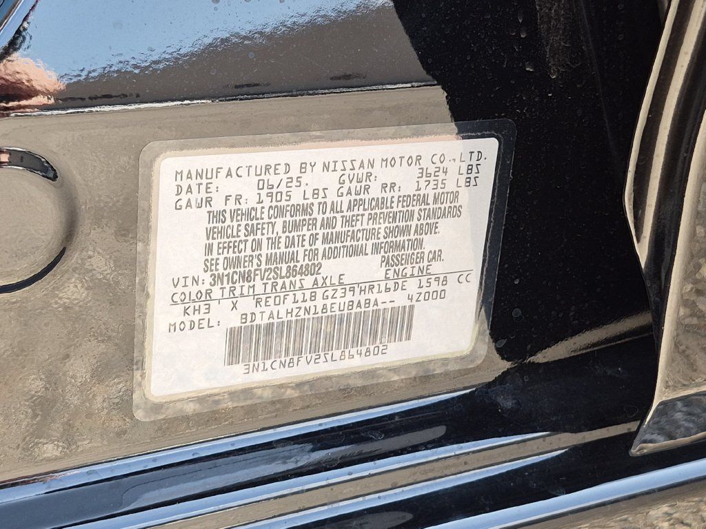 Certified 2025 Nissan Versa SR w/ Trunk Package FWD image 33