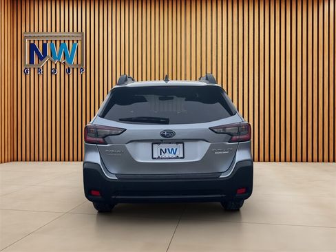 Used 2025 Subaru Outback Premium w/ Popular Package #1A AWD/4WD image 25