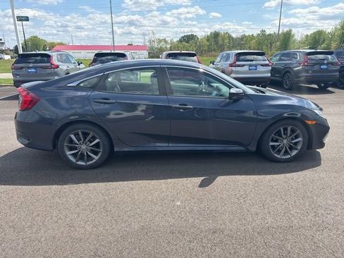 Used 2019 Honda Civic EX image 4