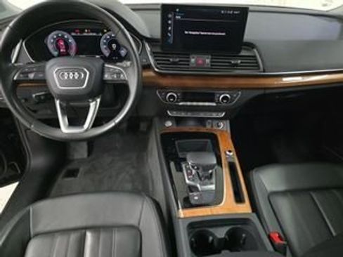 Used 2023 Audi Q5 2.0T Premium Plus w/ Premium Plus Package image 4