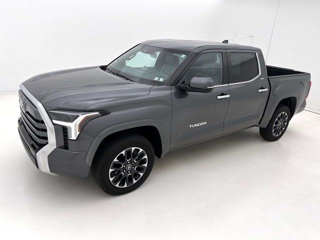 Used 2025 Toyota Tundra Limited AWD/4WD image 5