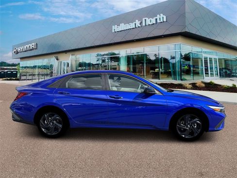 New 2026 Hyundai Elantra Sport image 9