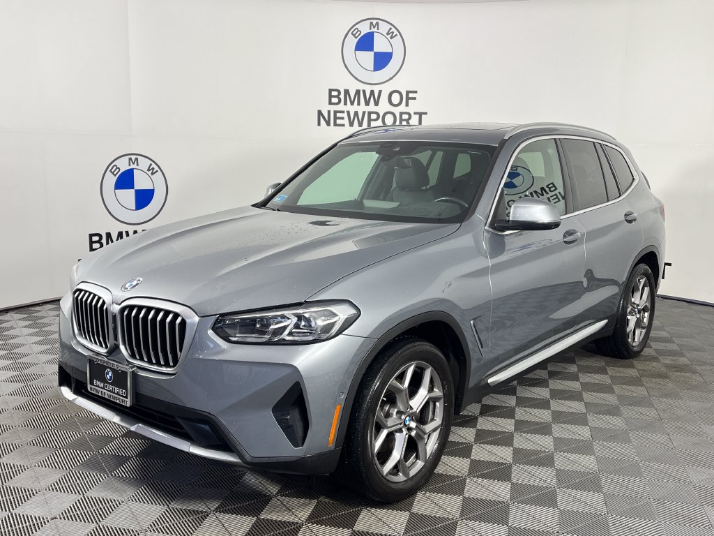 Certified 2024 BMW X3 xDrive30i w/ Premium Package AWD/4WD image 3