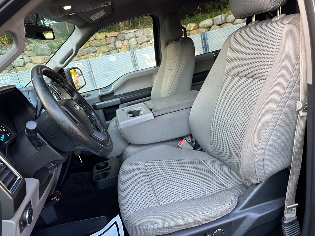 Used 2016 Ford F150 XLT w/ Equipment Group 302A Luxury AWD/4WD image 28