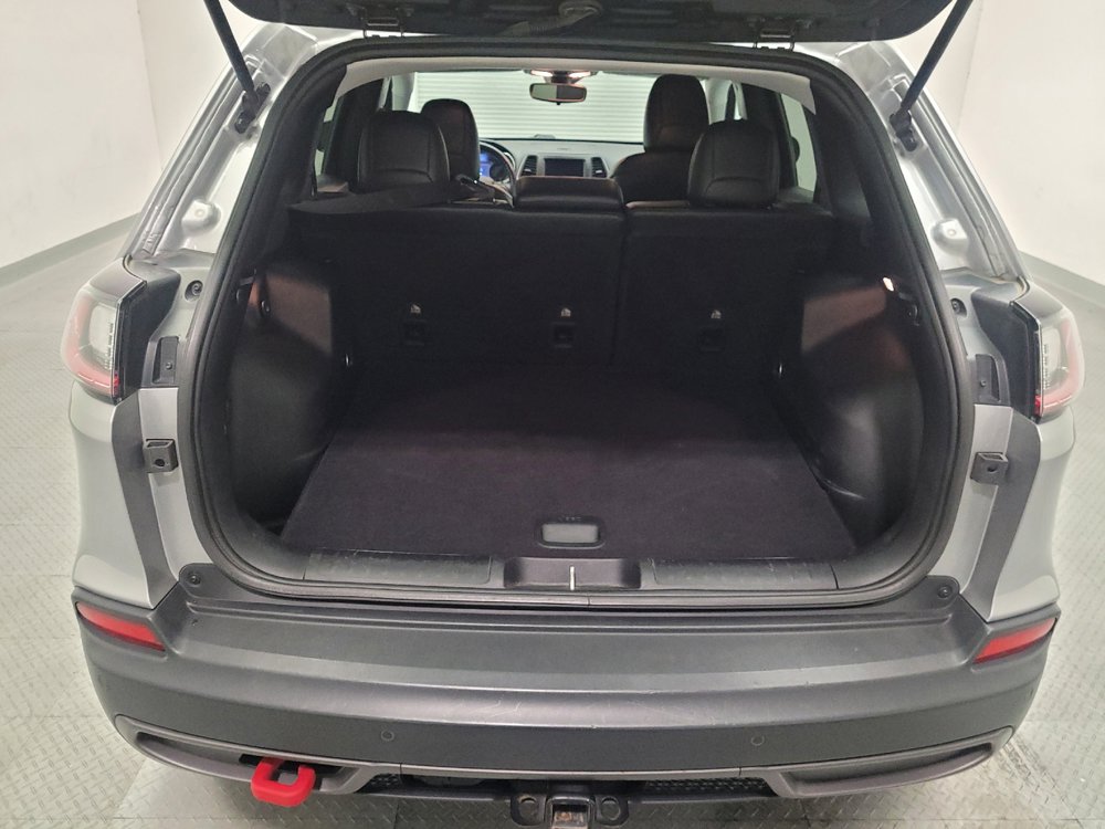 Used 2021 Jeep Cherokee Trailhawk w/ Trailer Tow Group AWD/4WD image 29