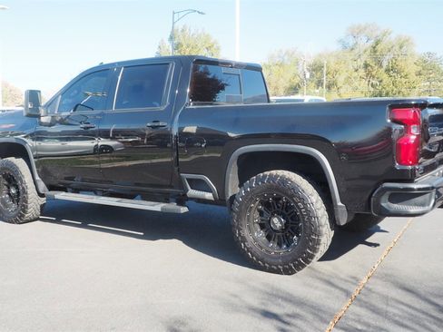 Used 2022 Chevrolet Silverado 3500 High Country image 7