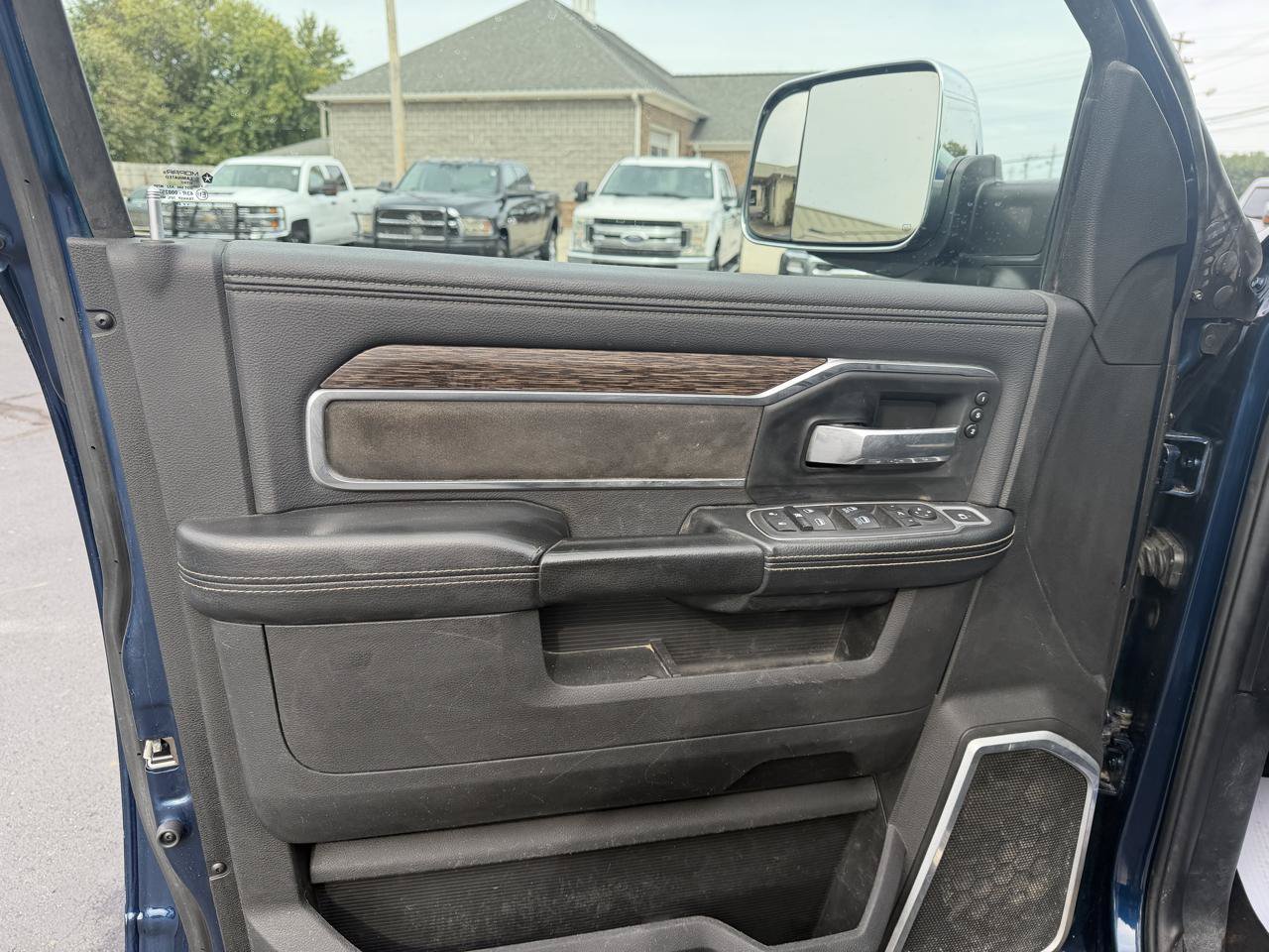 Used 2021 RAM 2500 Laramie AWD/4WD image 10