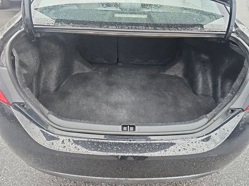 Used 2016 Toyota Corolla LE image 22