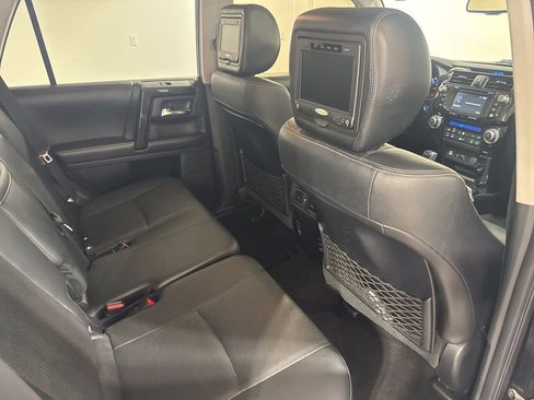 Used 2019 Toyota 4Runner Limited AWD/4WD image 24