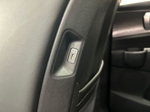 New 2025 Kia Sorento EX w/ Panoramic Sunroof Package image 28