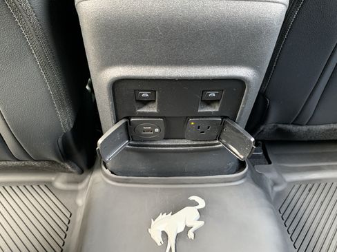 Used 2023 Ford Bronco Wildtrak AWD/4WD image 34
