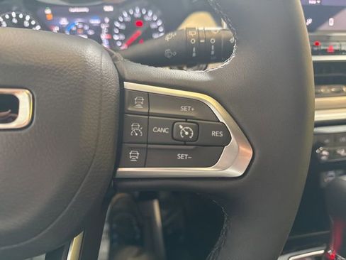 New 2025 Jeep Compass Limited w/ Sun & Sound Group image 17