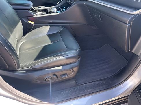 Used 2021 Jeep Grand Cherokee L Limited image 17